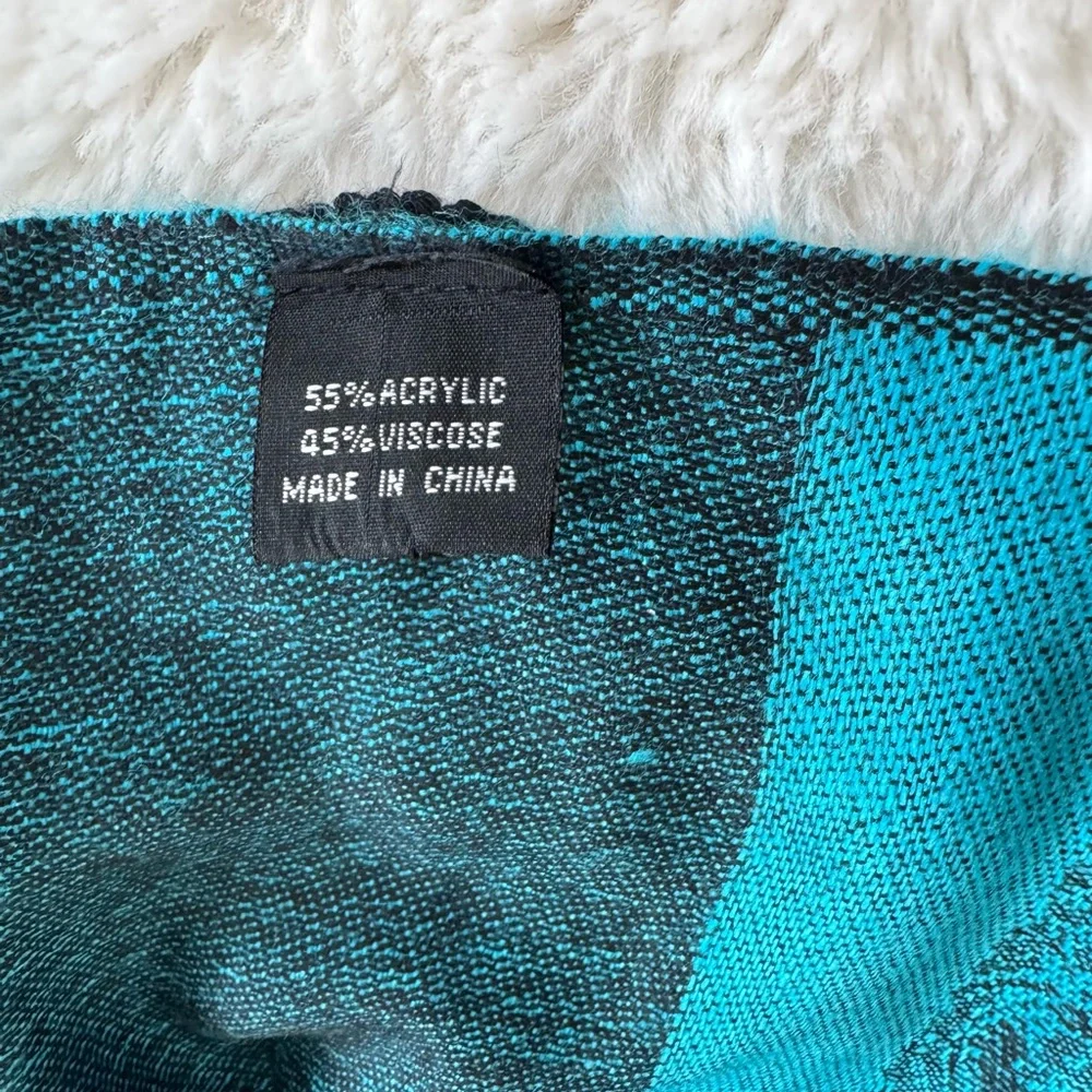 Elegant Paisley Teal Scarf